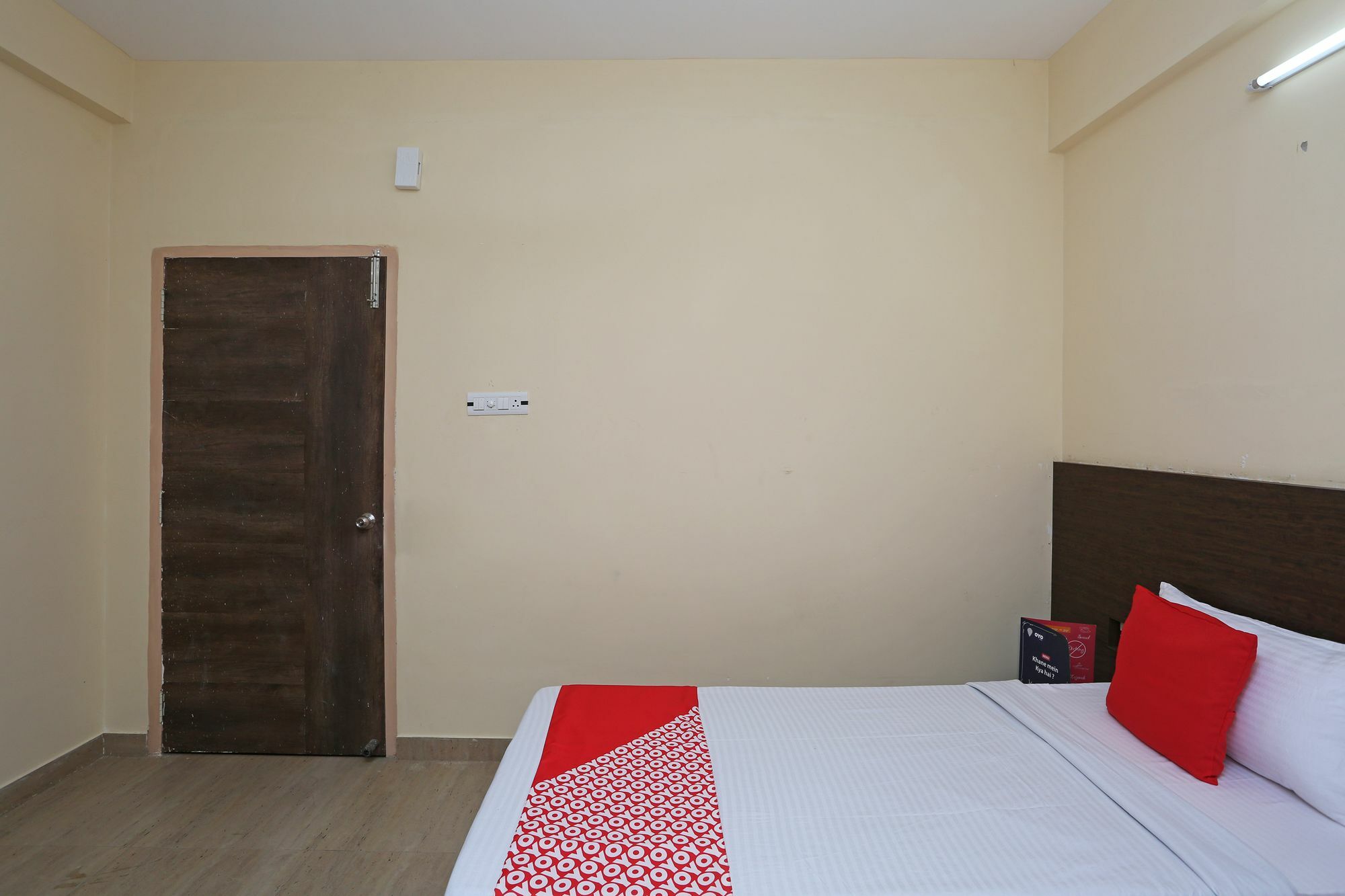 Oyo 11343 Hotel Sai International Bhubaneswar Exterior foto